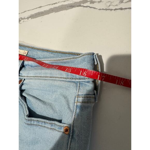 Levi's Wedgie Straight Leg Jeans Button-Fly Light Wash Size 32 - Picture 5 of 9